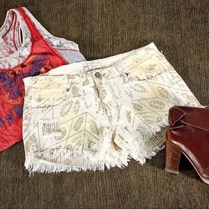 FREE PEOPLE Boho Shibori Leaf Cutoff Denim Shorts